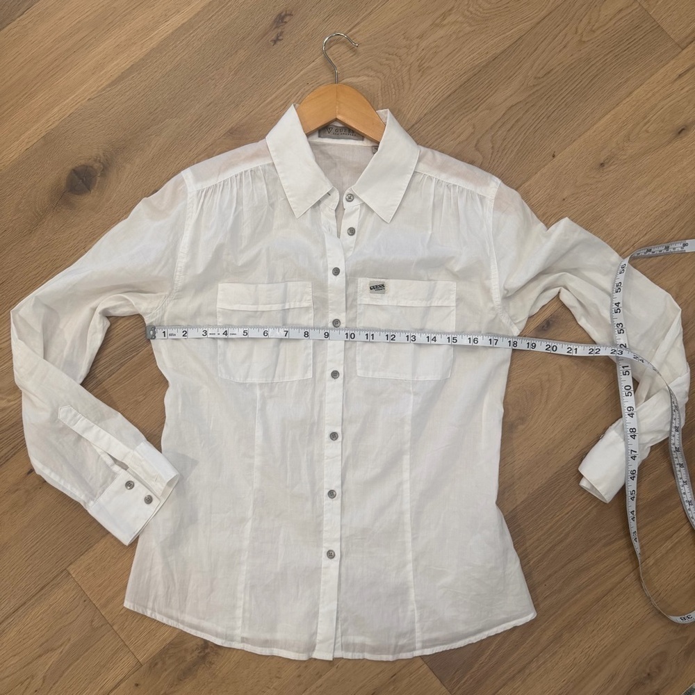 Guess White Long Sleeve Blouse – Size XS Classic Button-Up - Picture 5 of 7